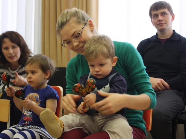 В гостях  у музыки Невероятные приключения мальчика Пети