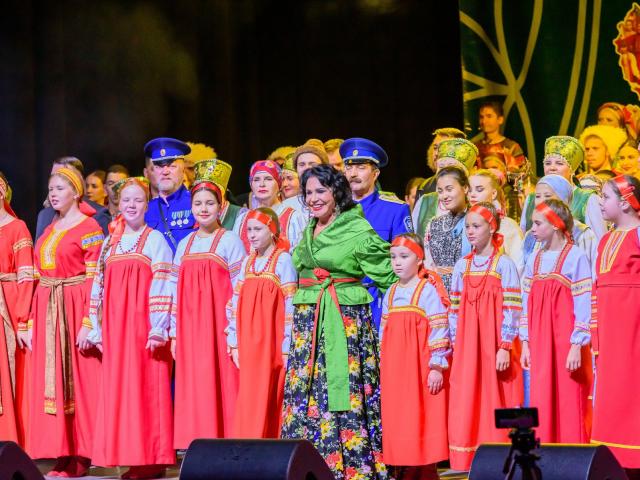 Песни России»