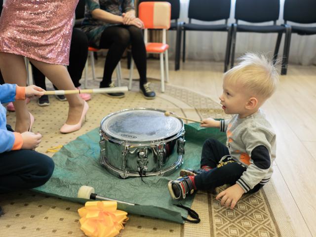 Веселый барабан в гостях у самых маленьких