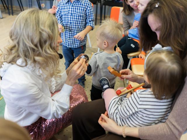 Веселый барабан в гостях у самых маленьких