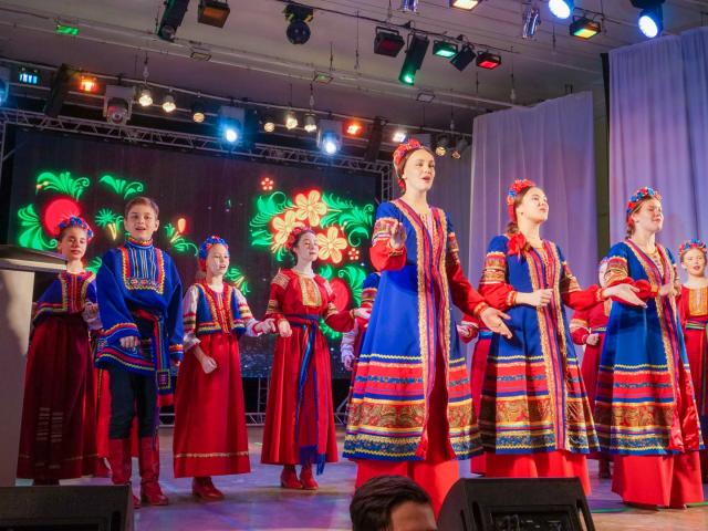 Торжественная церемония  награждения одаренных детей и их наставников