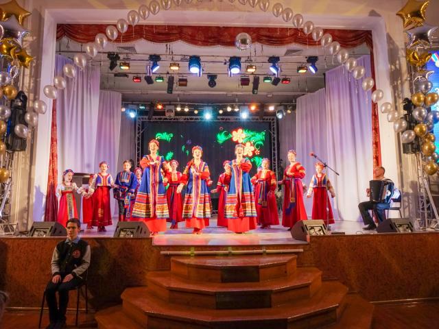 Торжественная церемония  награждения одаренных детей и их наставников