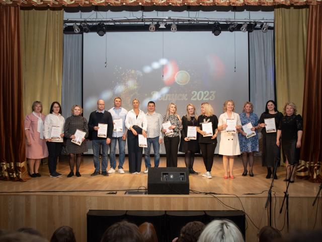Выпускники