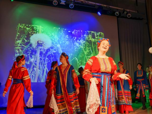 Концерт хора русской песни «Виноград»