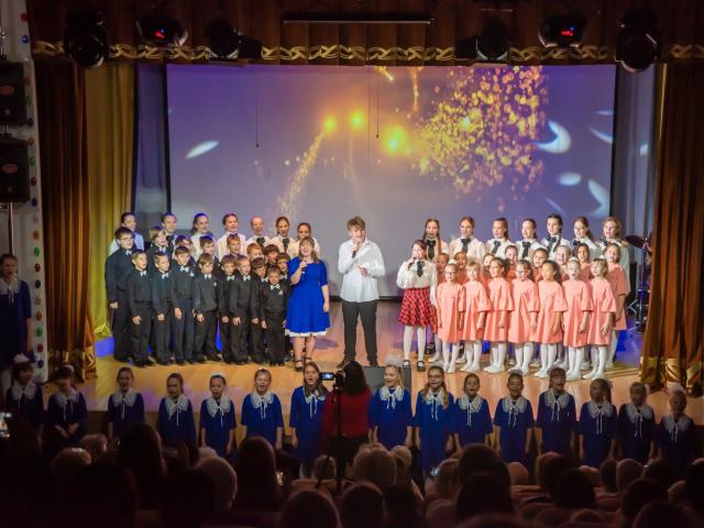 Праздничный концерт ко Дню учителя с Городским советом ветеранов
